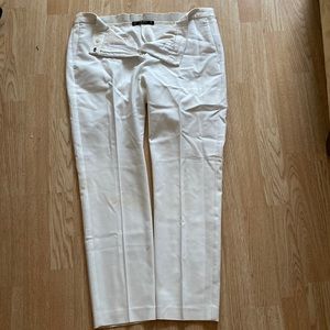 White work pants with an elastic waist band, good sized pockets
